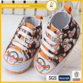 Zapatos de lona fabricante 2015 nuevas muchachas del estilo de la manera imprimieron al por mayor los zapatos de lona de los cabritos